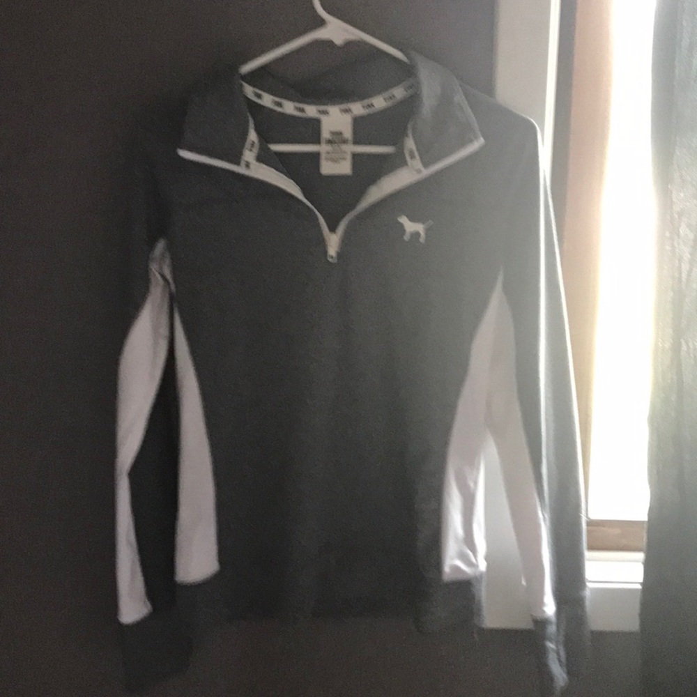 Vs pink workout long sleeved shirt